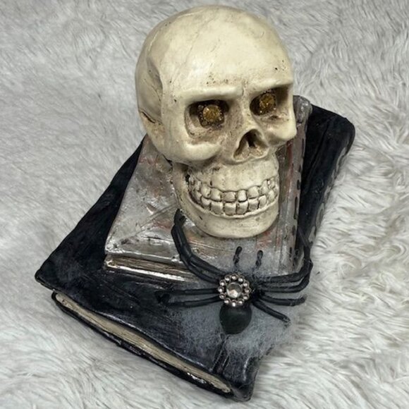 Rhinestone Eyes Skull & Rhinestone Spider Hexes Potions Book Resin Plaster Decor - Picture 3 of 11